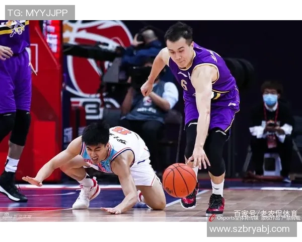 全球足球明星后卫队排名揭晓谁将成为最佳防线之王