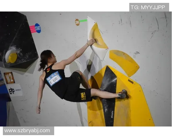 攀岩深度解析:探秘上海攀岩队的战术与训练秘诀