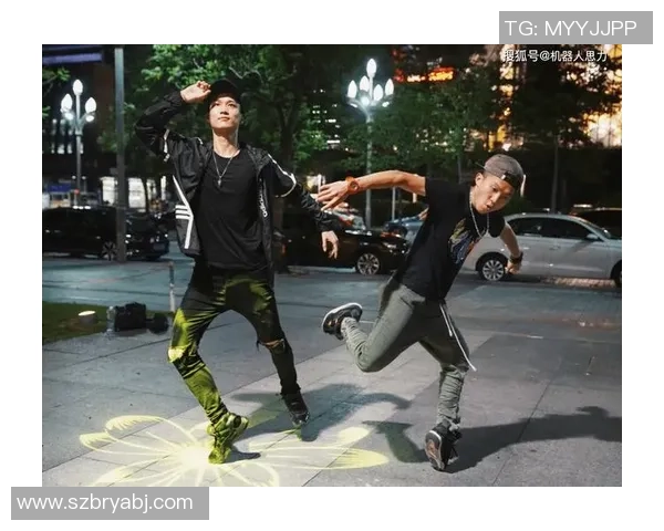 深圳街舞队奋斗之路:从默默无闻到舞动全城的真实记录